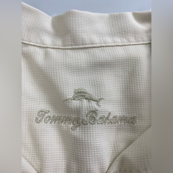 Tommy Bahamas “Ivory Vacation Button Down Top” p23-14 - Picture 3 of 9
